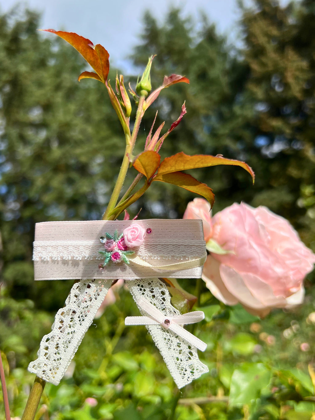 Trina Embroidery Flat Bow Clip