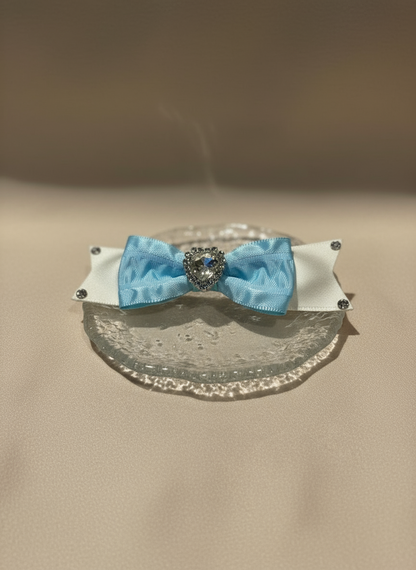 Dreamy Decked Bow Clip