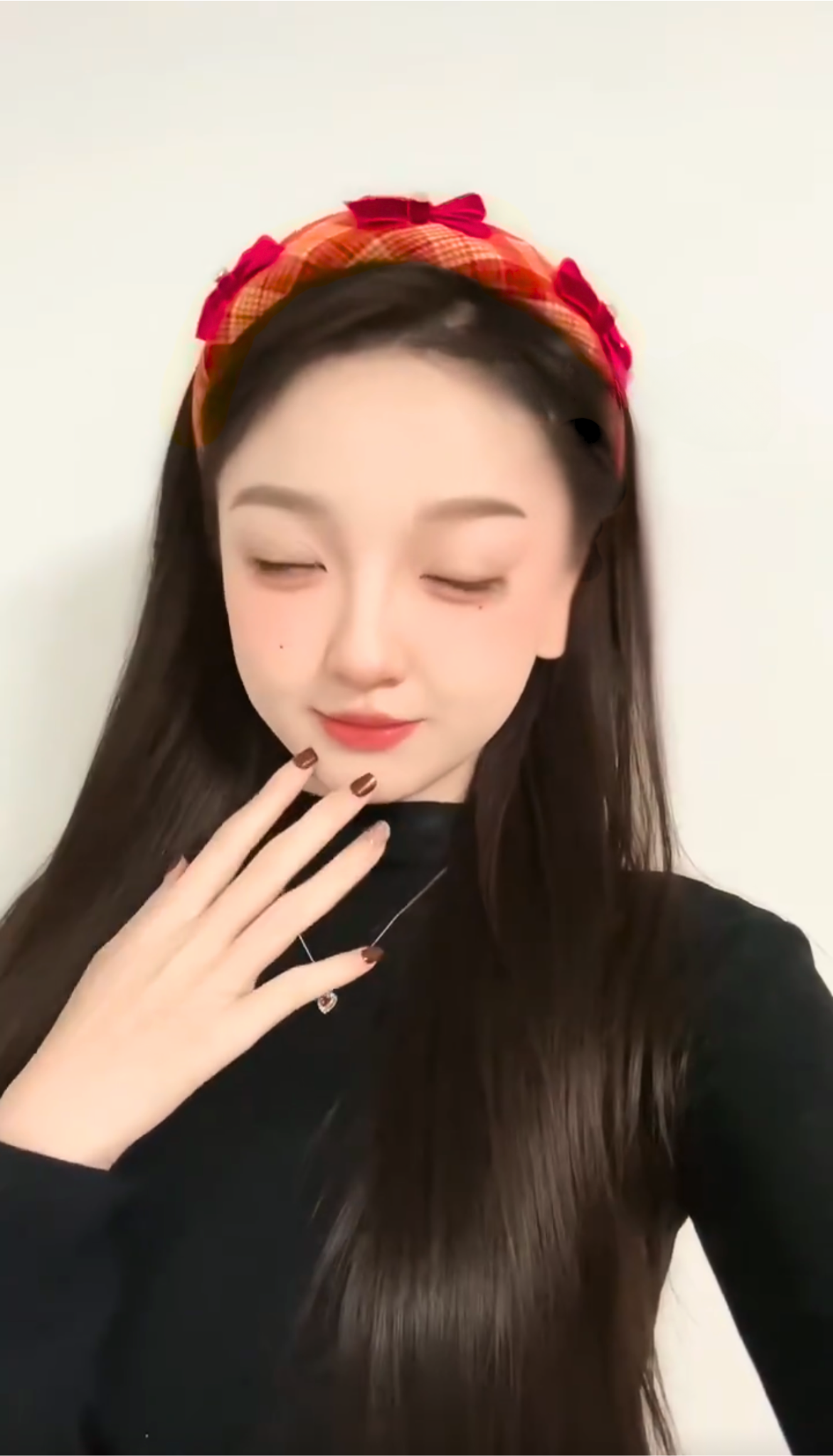Nicole Plaid Velvet Hairband