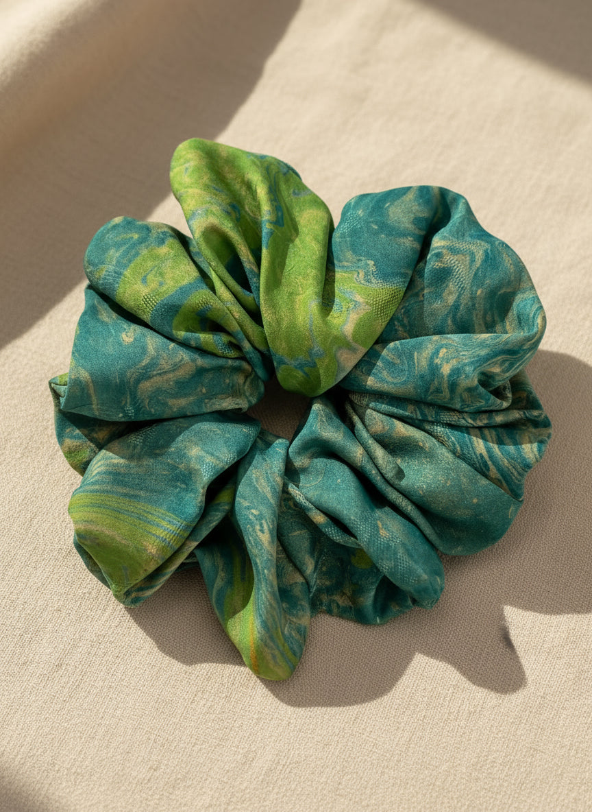 XL Mo Xiang Yun Silk Scrunchie