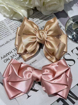 Reese Layered Medium Bow Clip