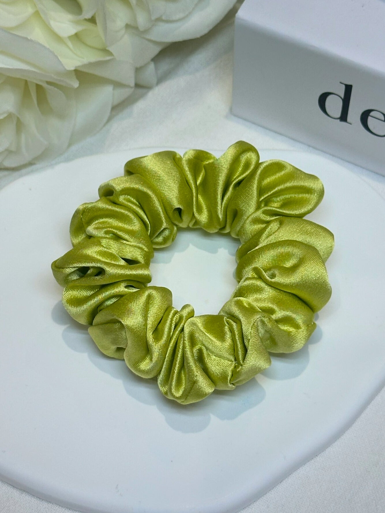 Small Dahlia Mulberry Silk Scrunchies
