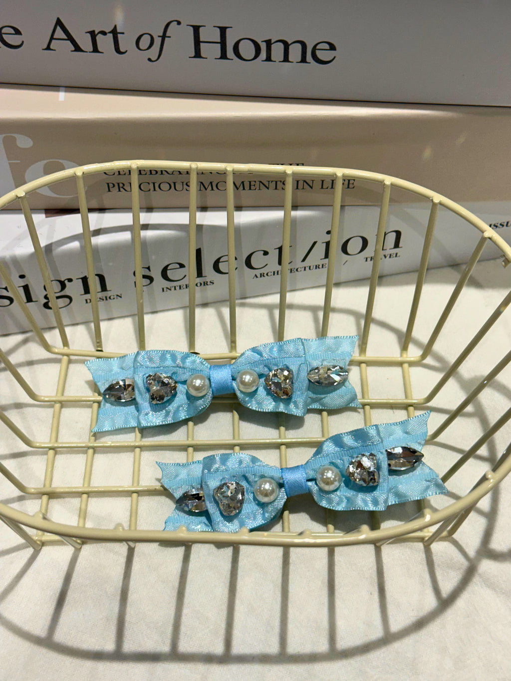 Dreamy Decked Bow Clip