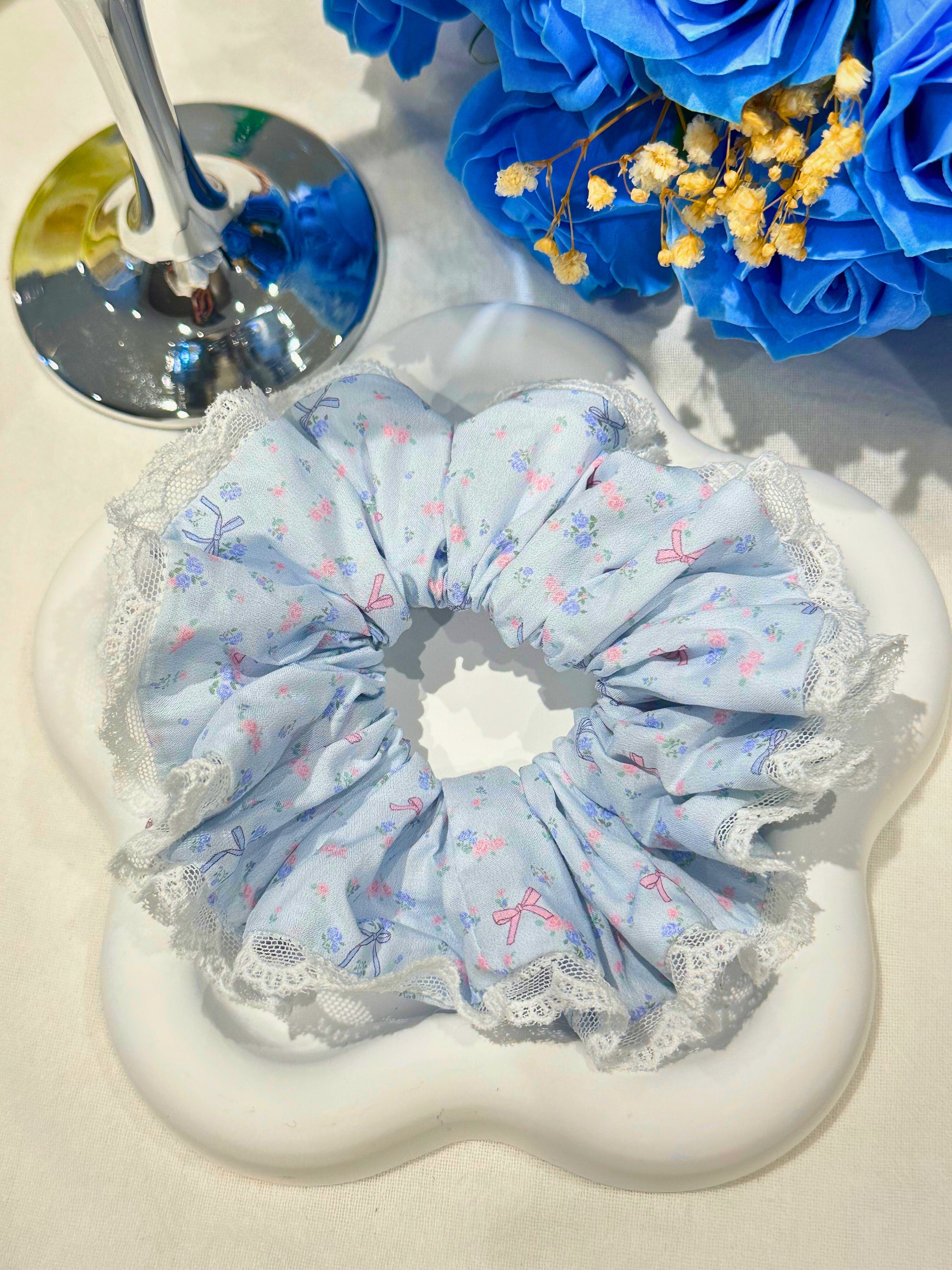 Valentina Lace Scrunchies