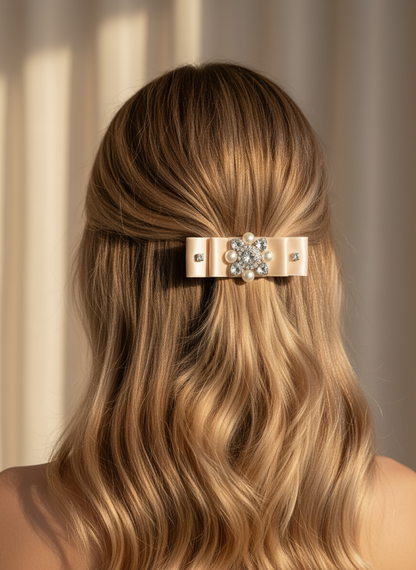 Nœud plat solaire orné de bijoux Penelope