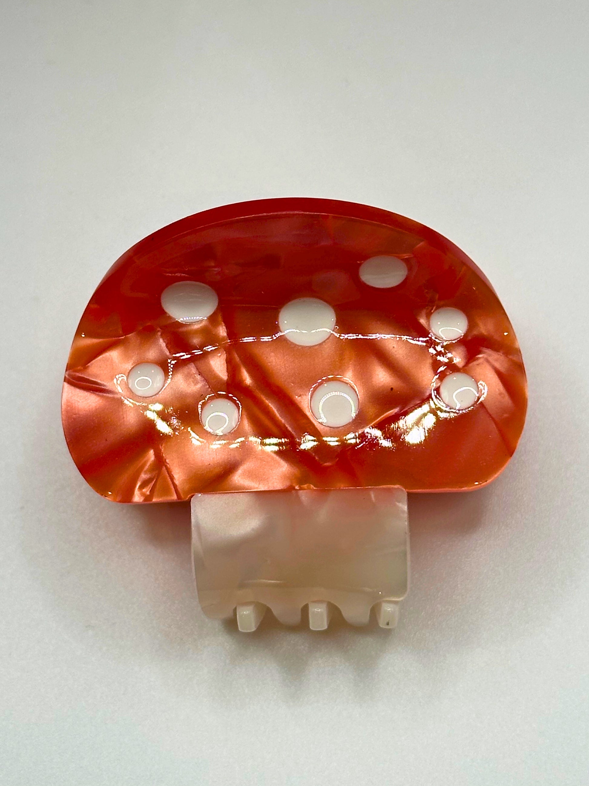 Small Mushroom Hair Claw