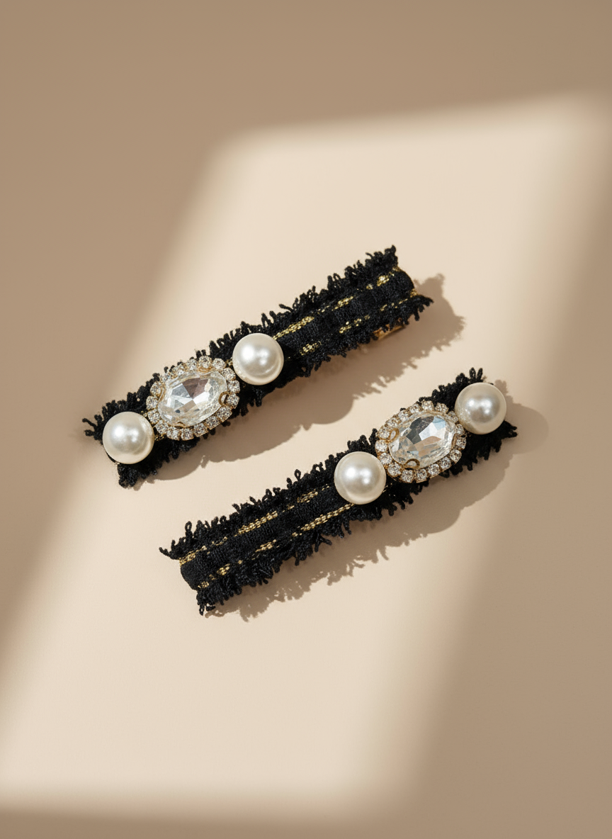 Gabby Tweed Flat Bow