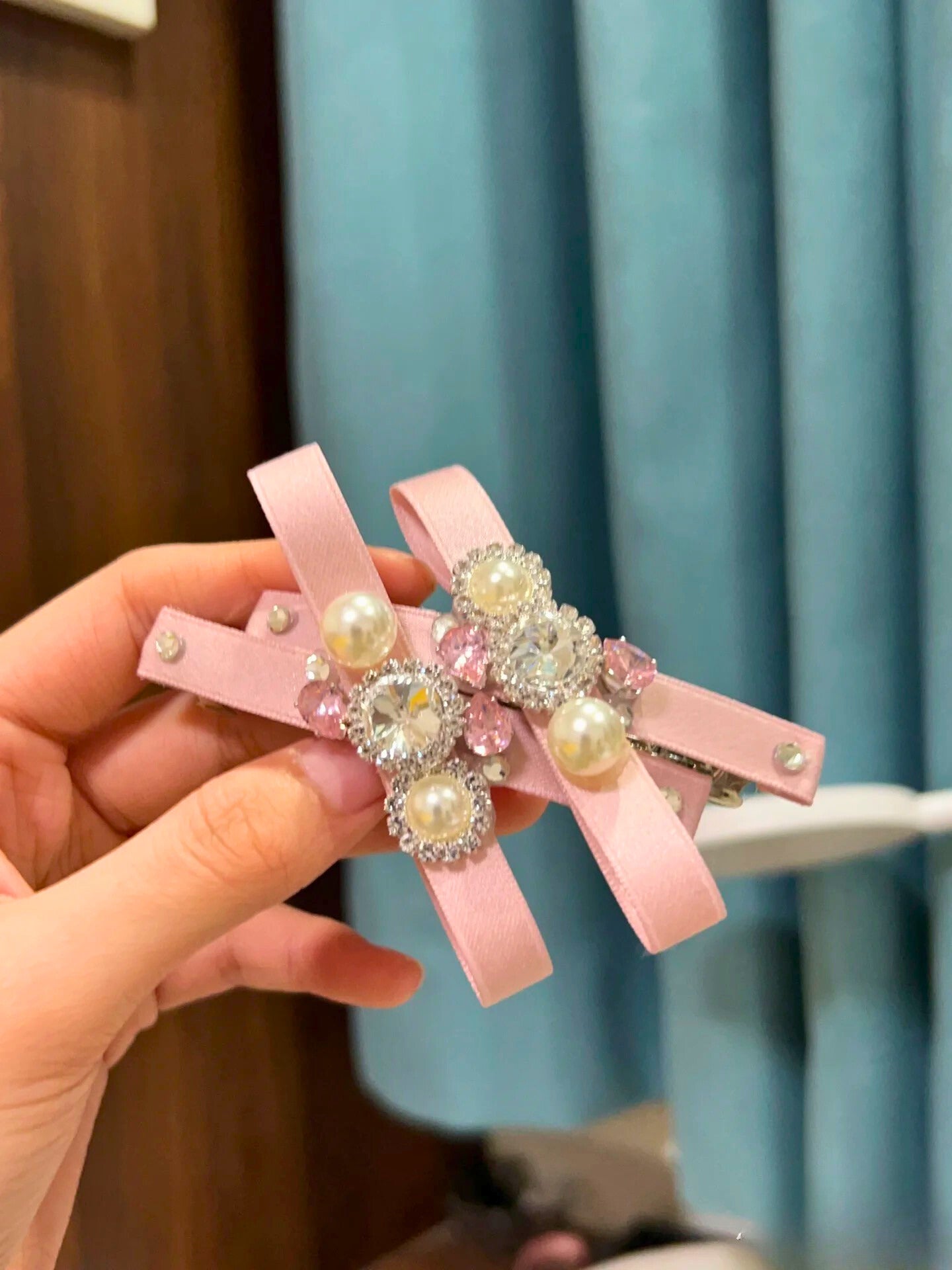 Madeleine Criss Cross Bejewelled Clip