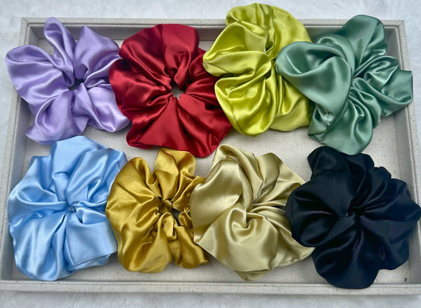 Large Dalia Mulberry Silk Scrunchies