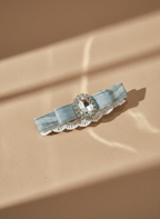 Lillian Shiny Bow Clip