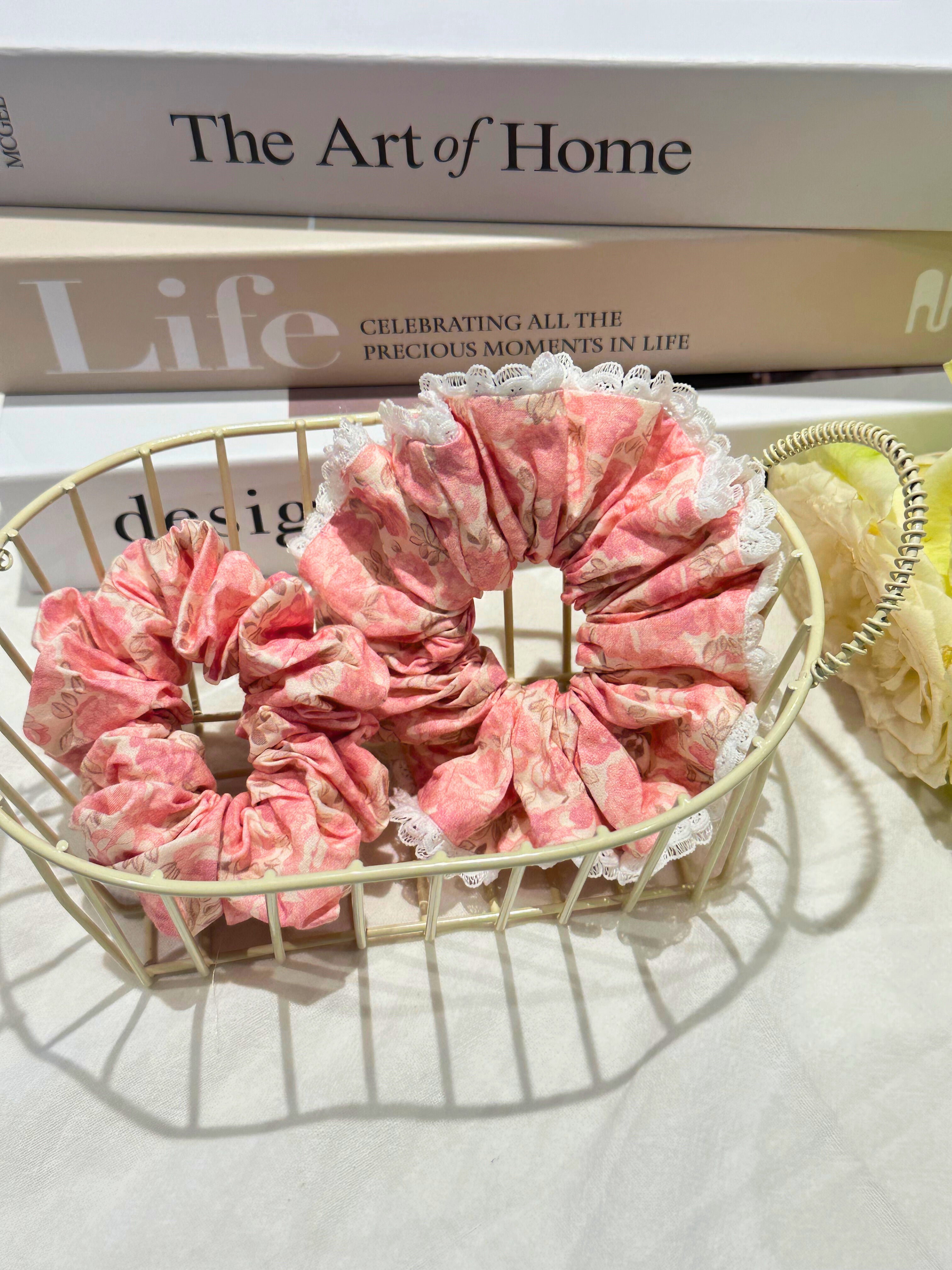 Valentina Lace Scrunchies