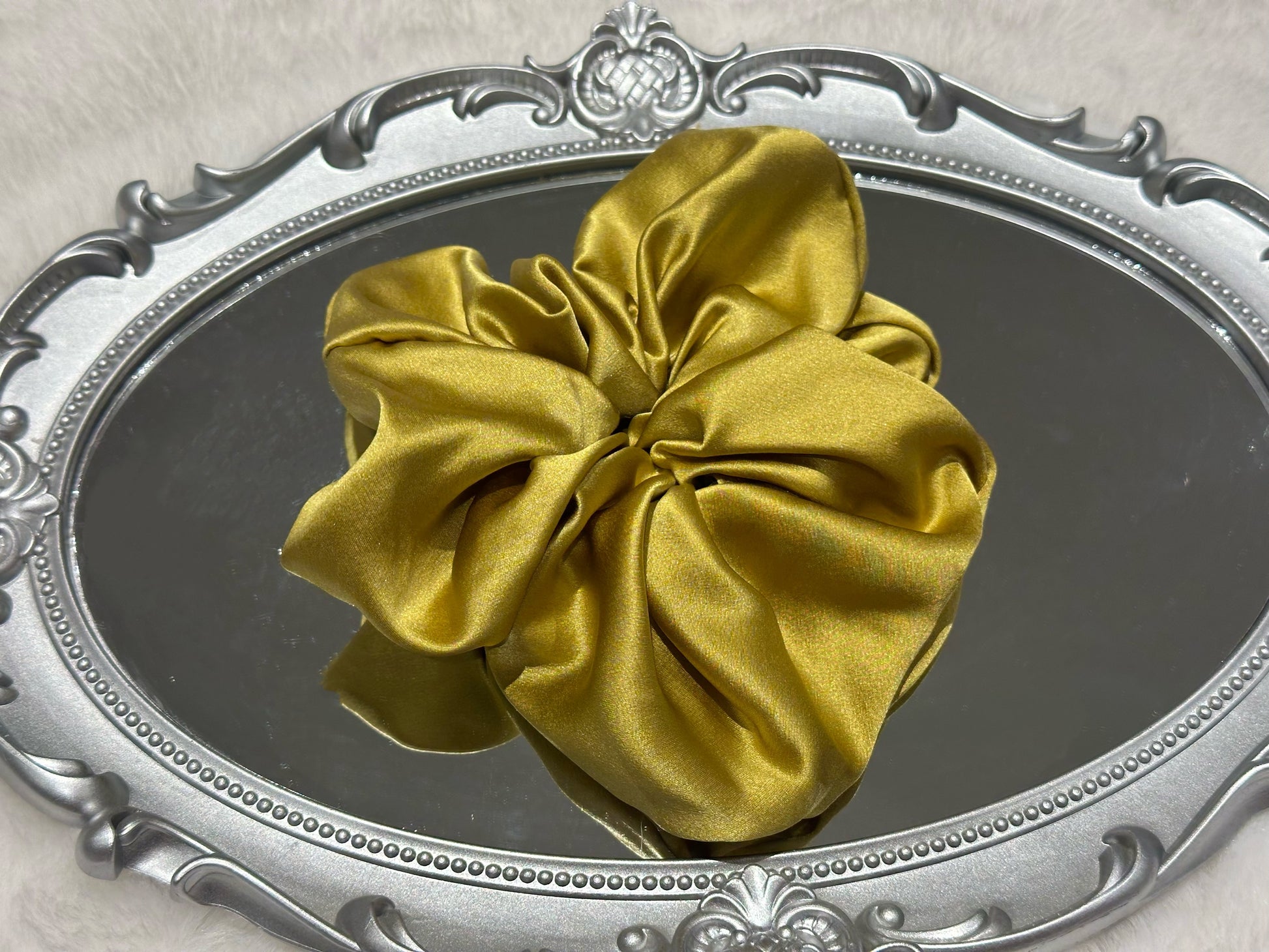 Dalia Premium Silk Srunchies