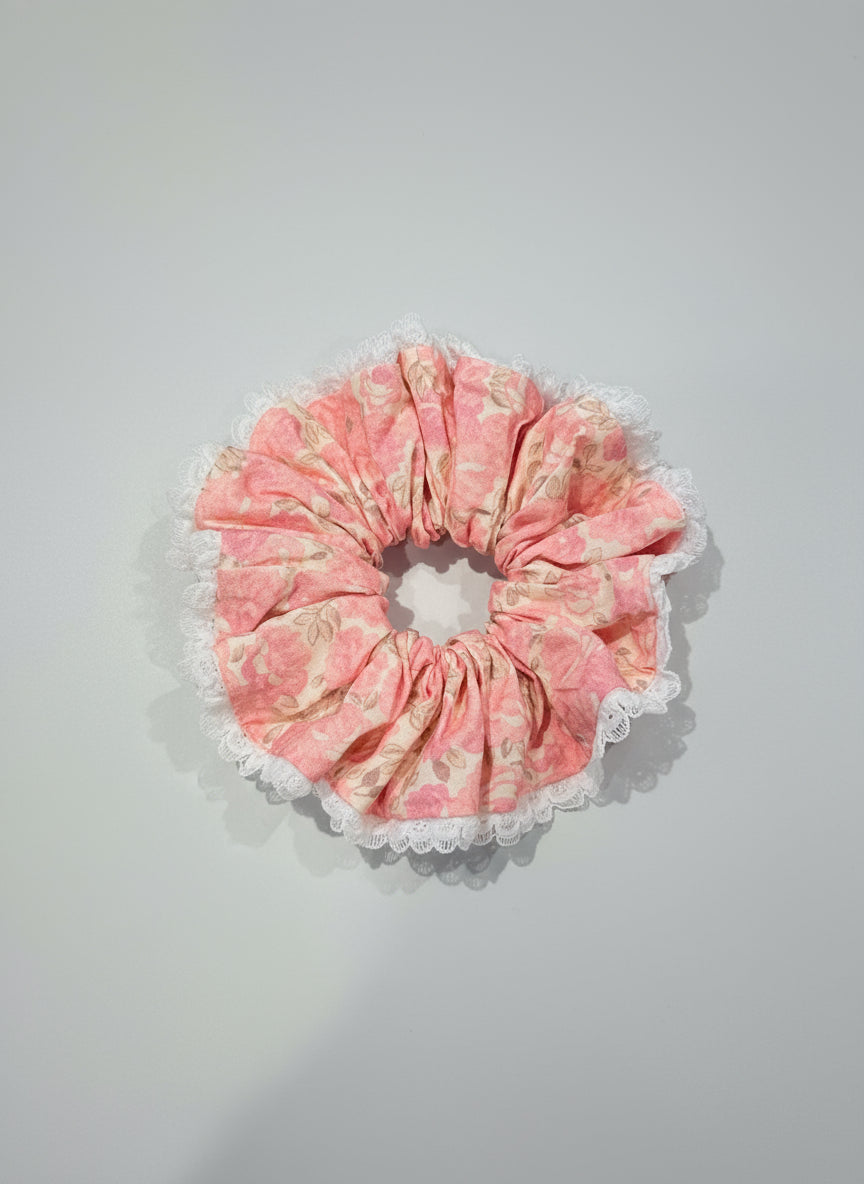 Valentina Lace Scrunchies