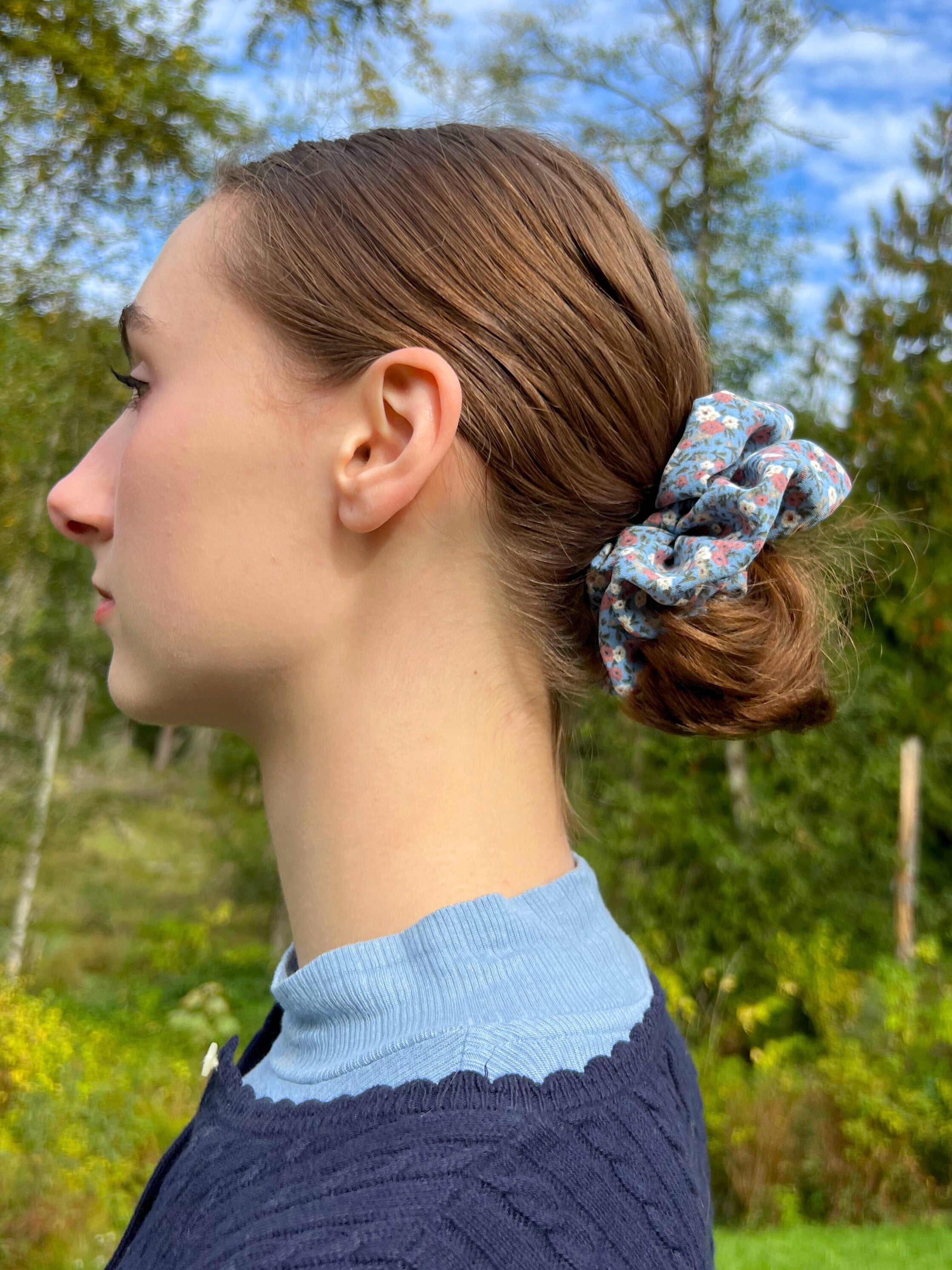 Large Briar Scrunchies