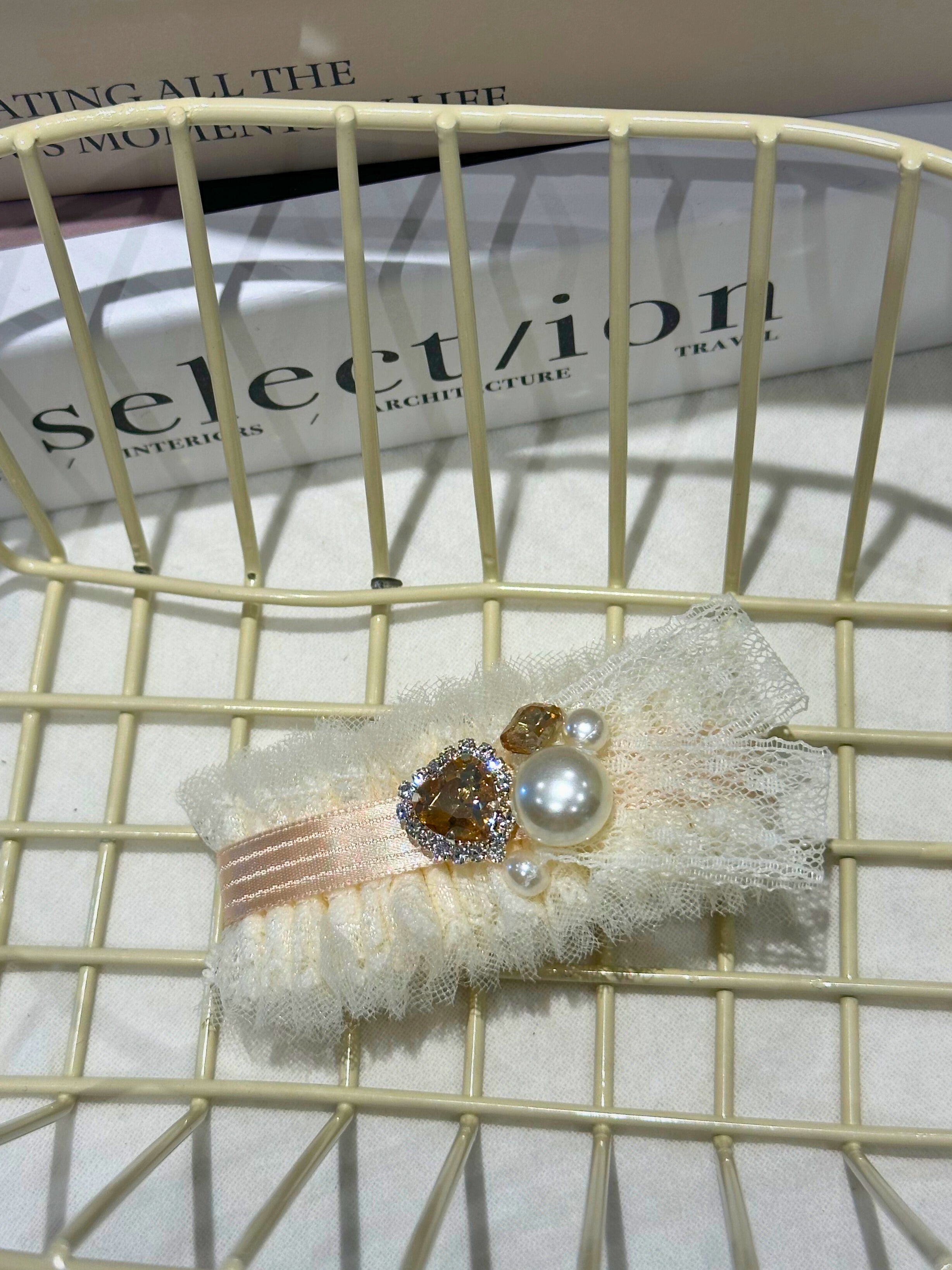 Julianne Ruffled Lace Flat Bow