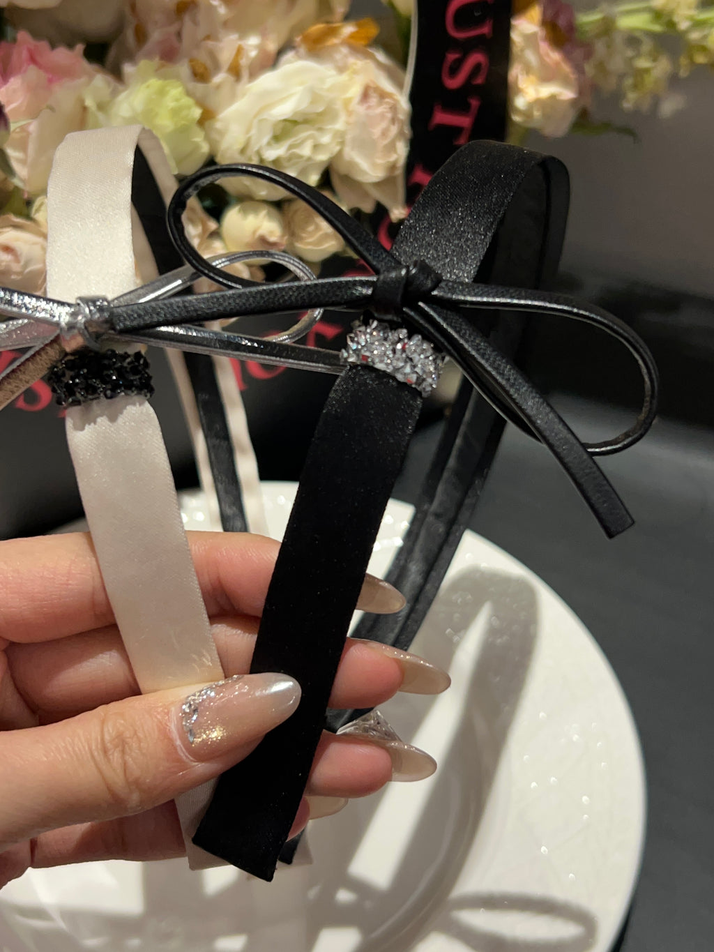 赫本皮革蝴蝶结发带