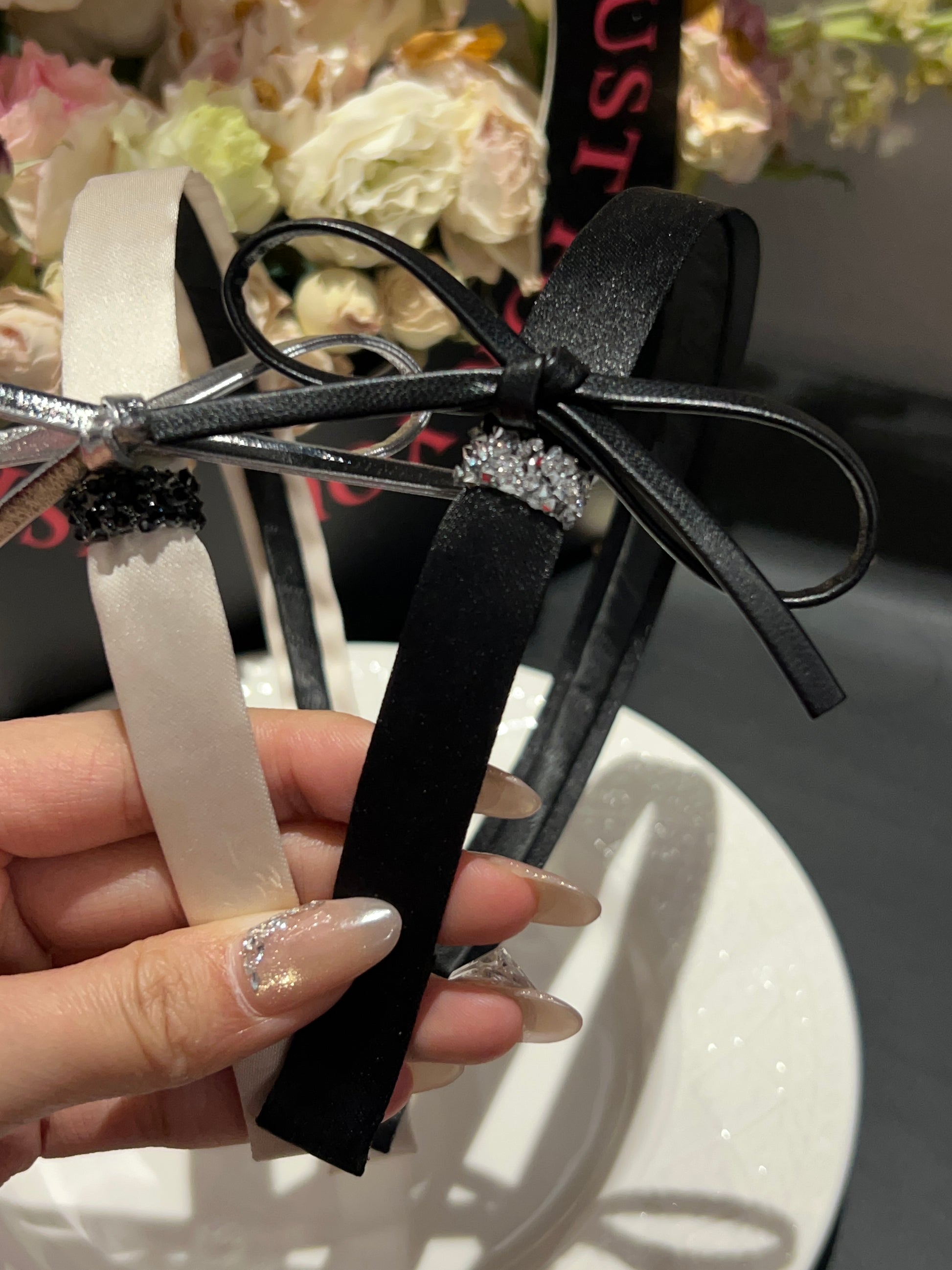 赫本皮革蝴蝶结发带