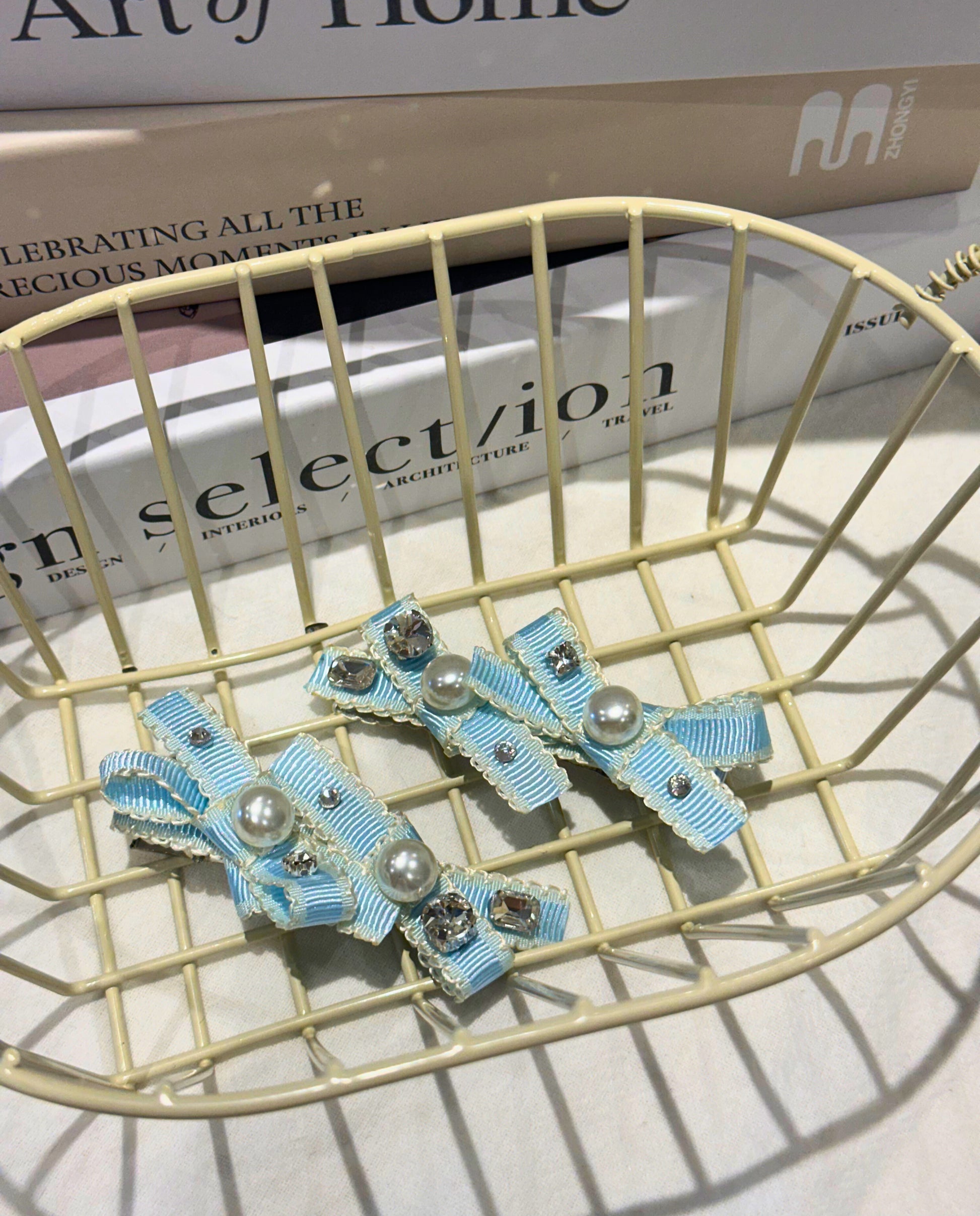 Dela Crisscross Clip