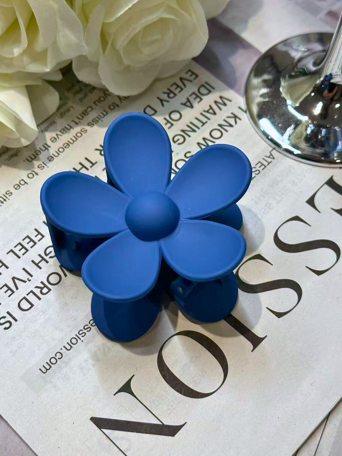 Matt Burttercup Hair Claw