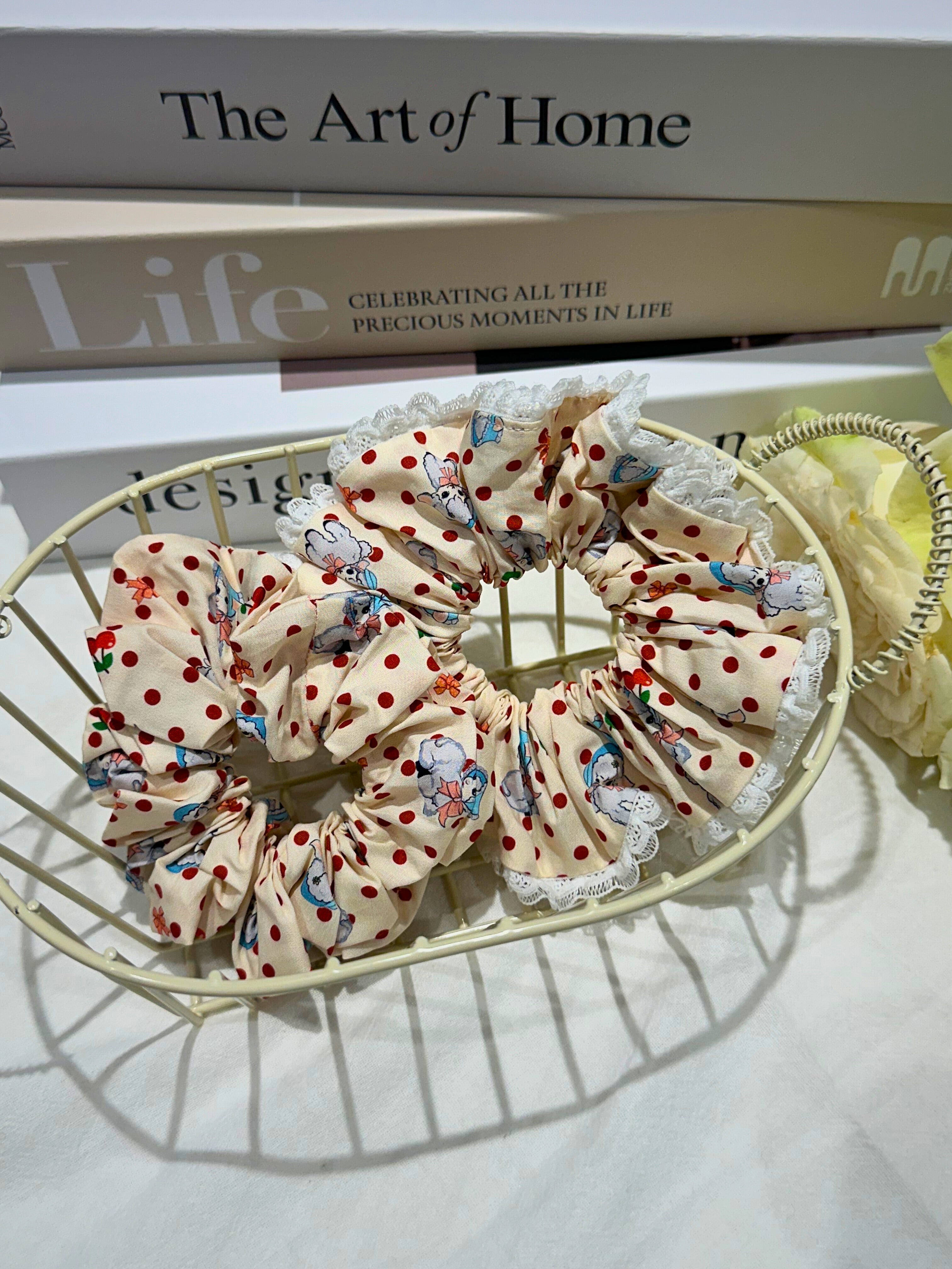 Valentina Lace Scrunchies