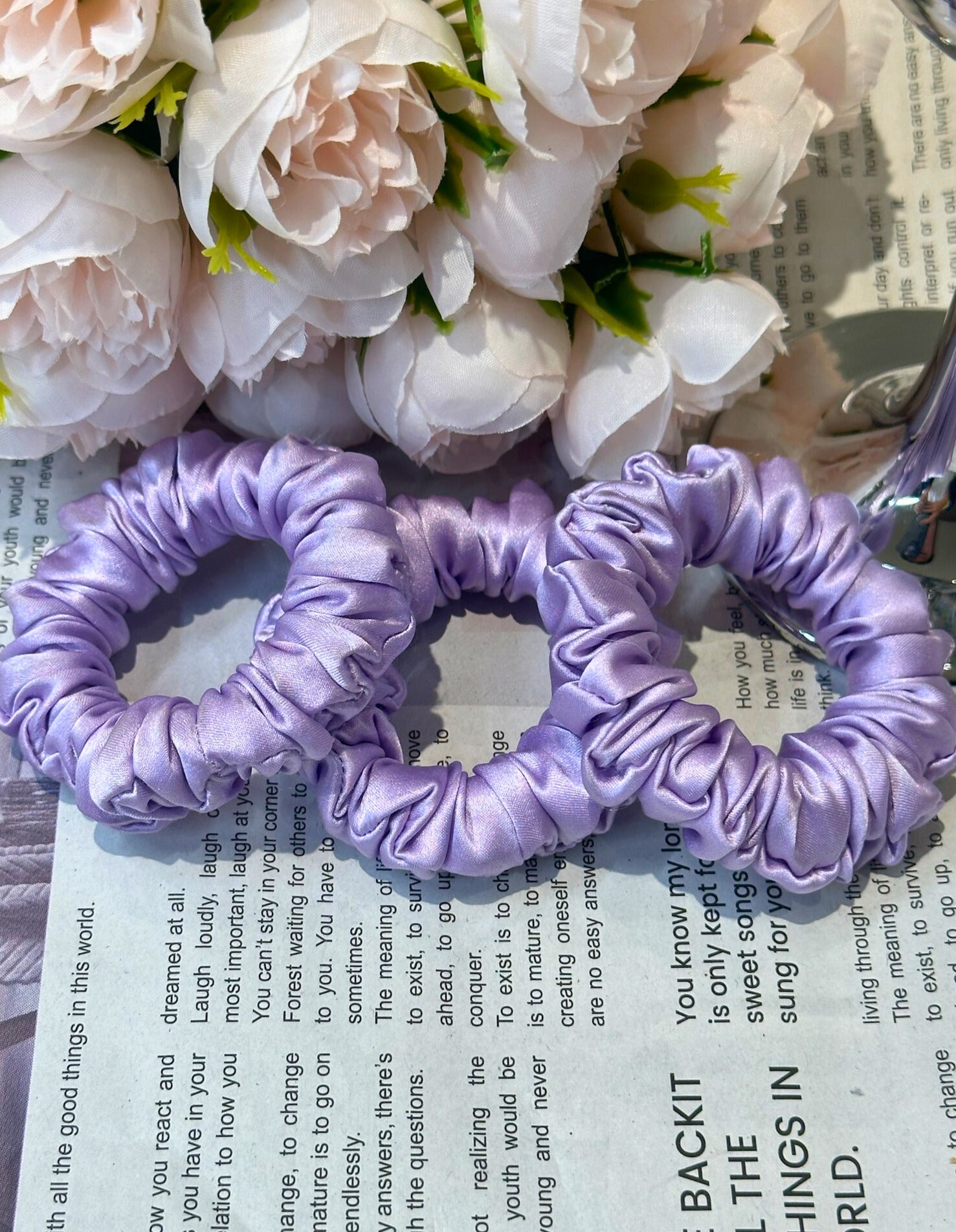 Small Dahlia Mulberry Silk Scrunchies
