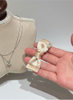 Freya Double Decked Bow