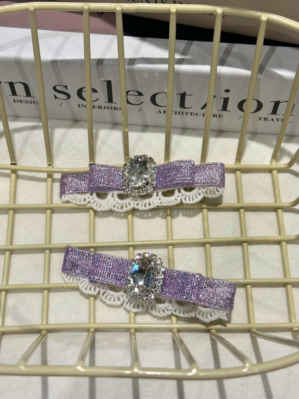 Lillian Shiny Bow Clip