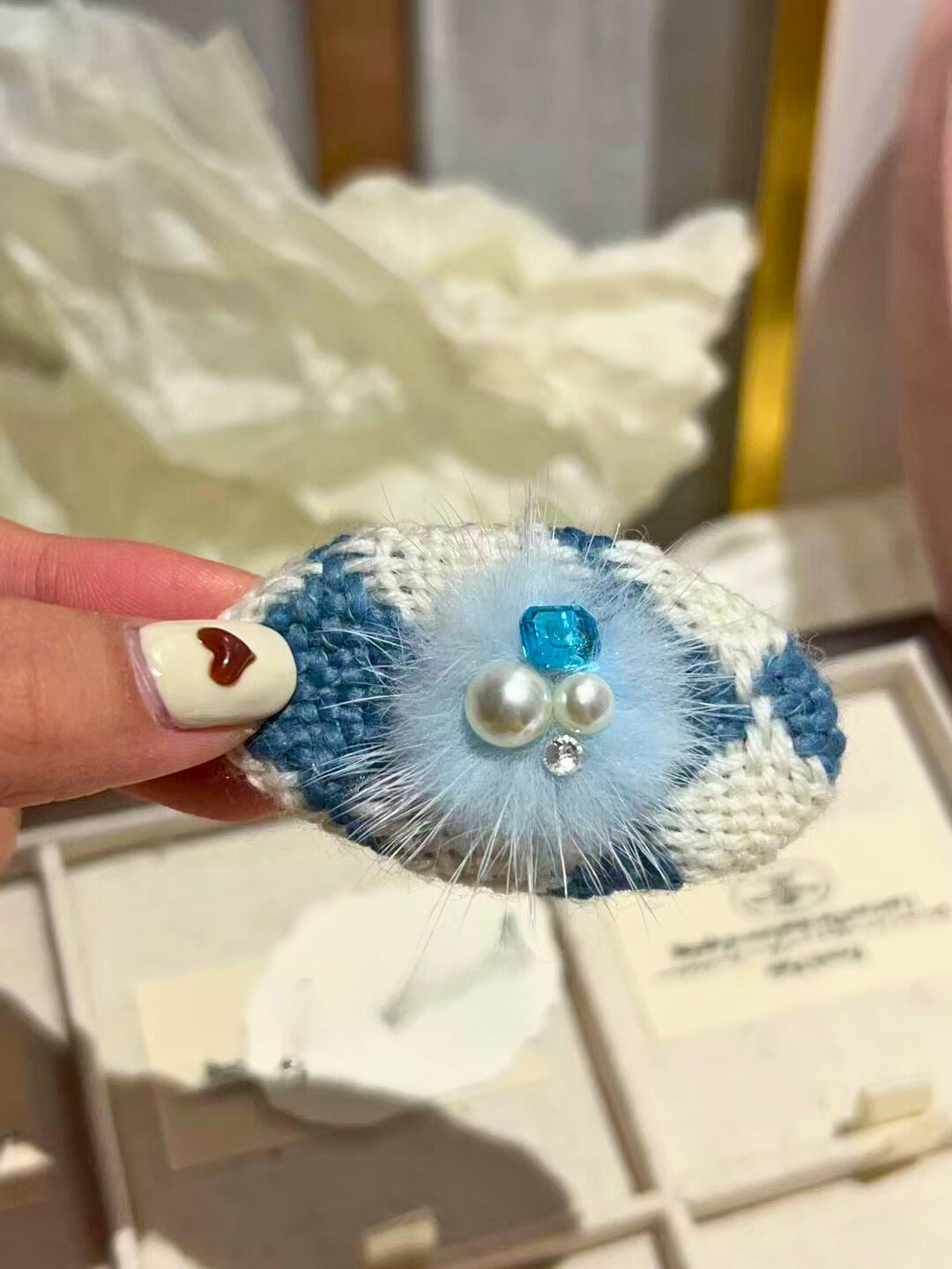 Shirley Pom  Pom Clip