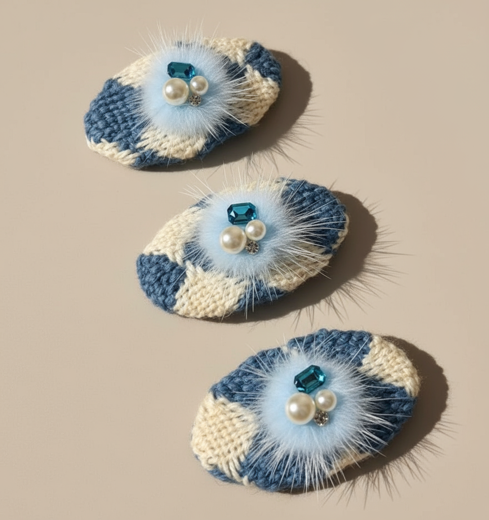 Shirley Pom  Pom Clip