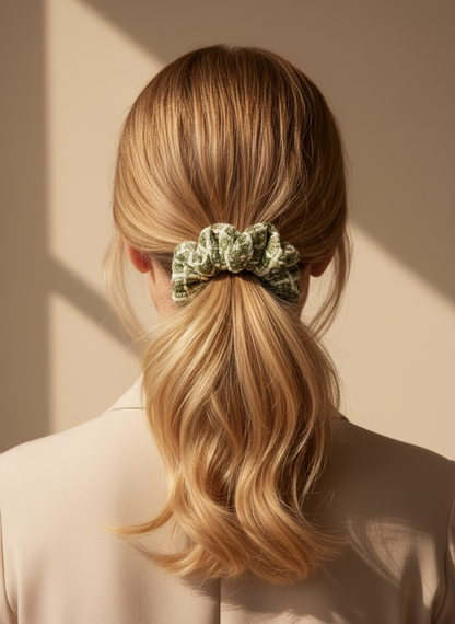 Small Verde Mousse Scrunchie