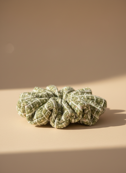 Large Verde Mousse Scrunchie