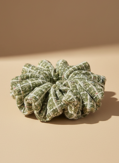 Large Verde Mousse Scrunchie