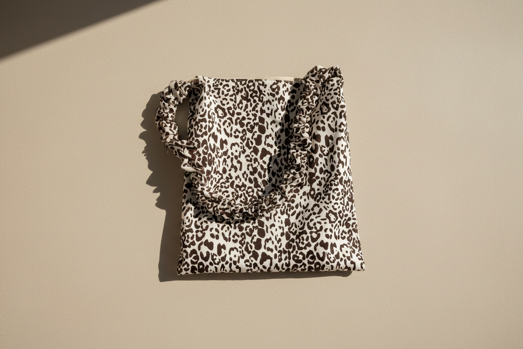 Leopard Scrunchie Tote bag