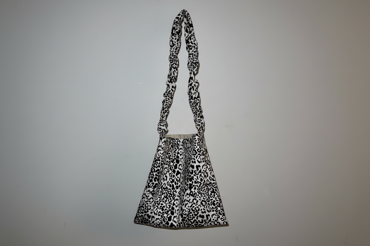 Leopard Scrunchie Tote bag