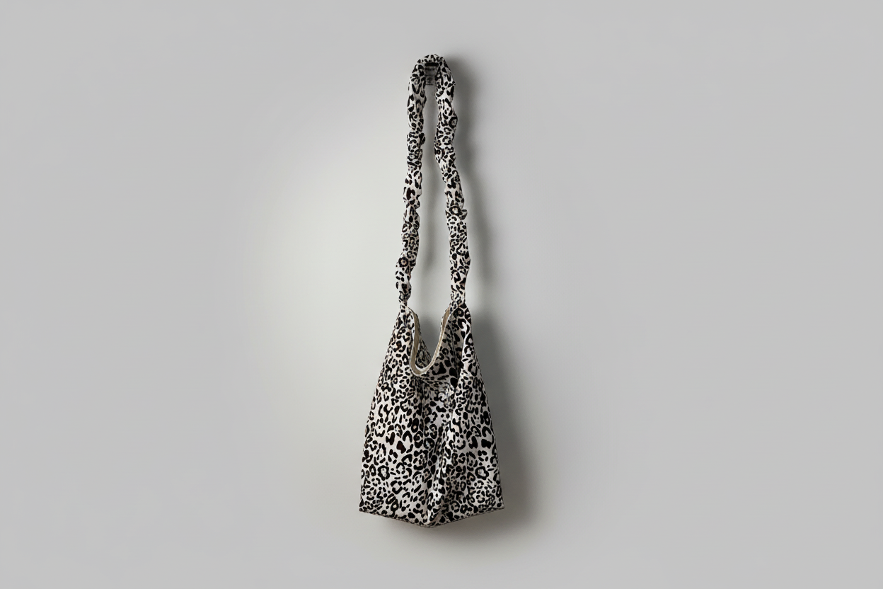 Leopard Scrunchie Tote bag