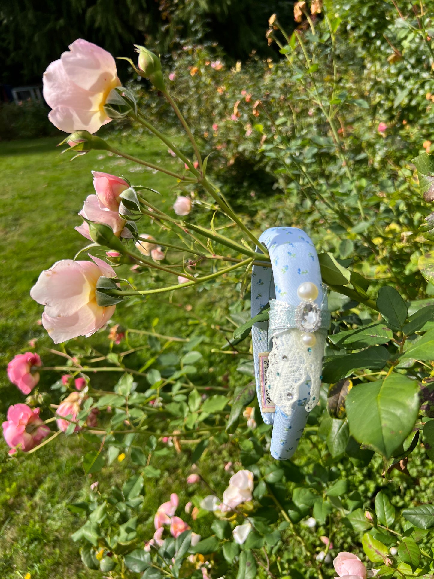 Bandeau en dentelle florale Leslie