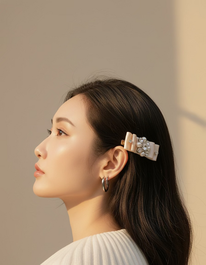 Nœud plat solaire orné de bijoux Penelope