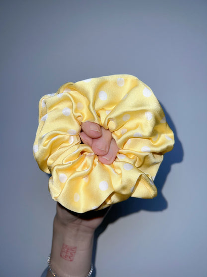 Medium Dahlia Mulberry Silk Scrunchies