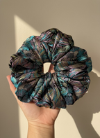 XL Chrysanthemum Scrunchie