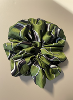 XL Verde C Scrunchie