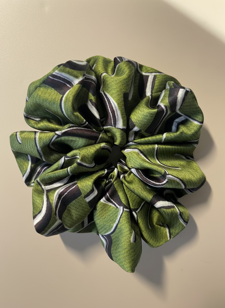 XL Verde C Scrunchie