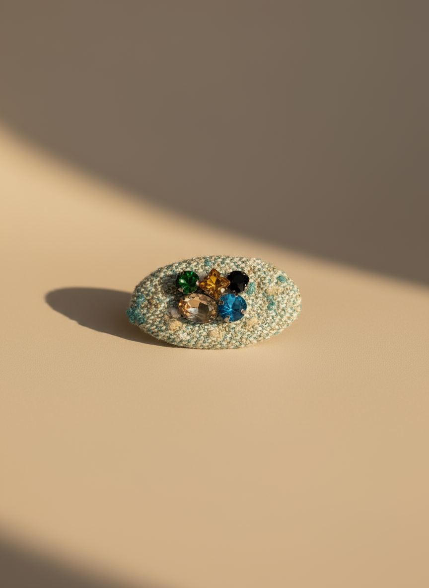 Sophia Tweed Bedazzled Clip