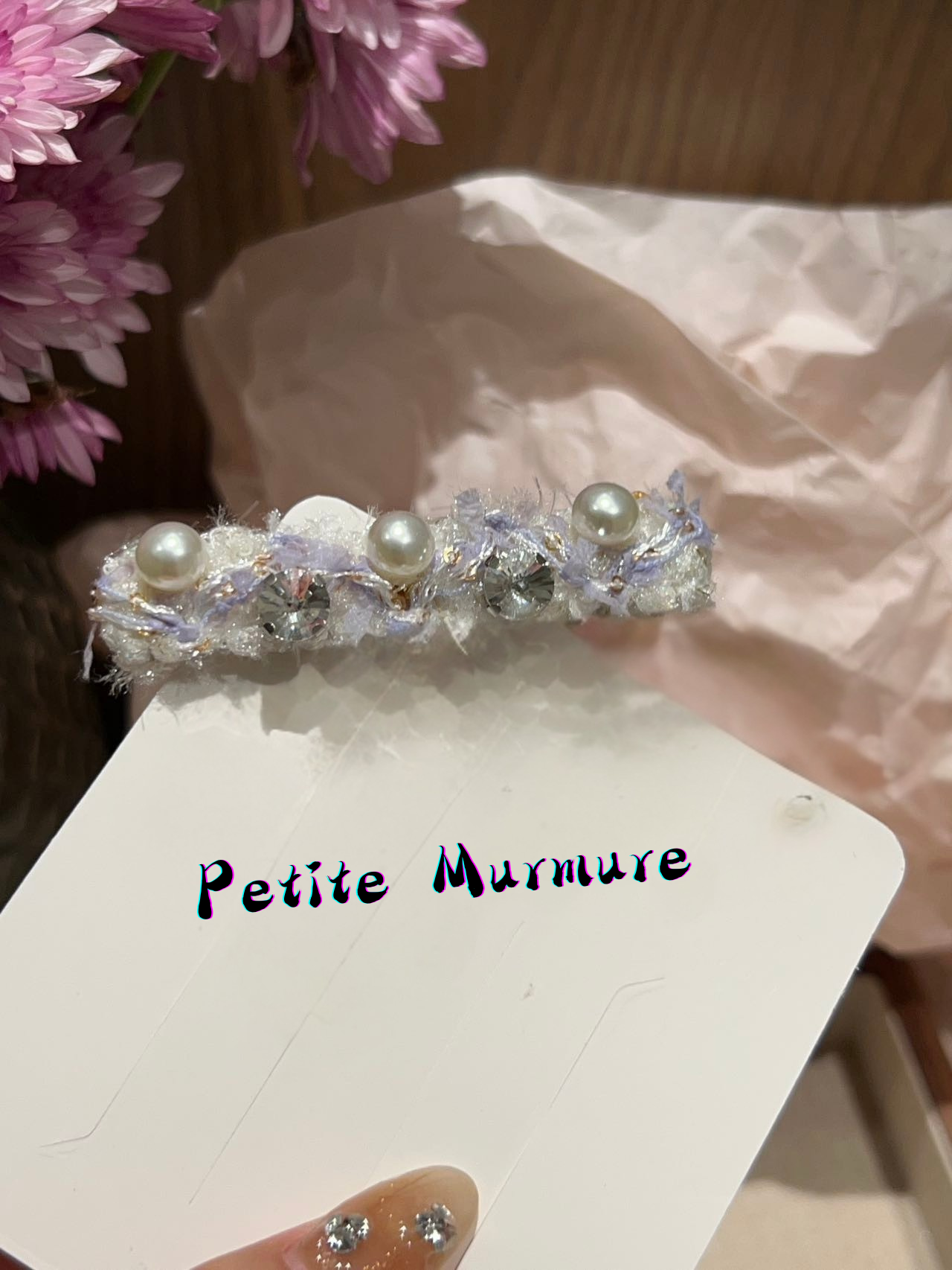Margaret Tweed Pearl Flat Clip