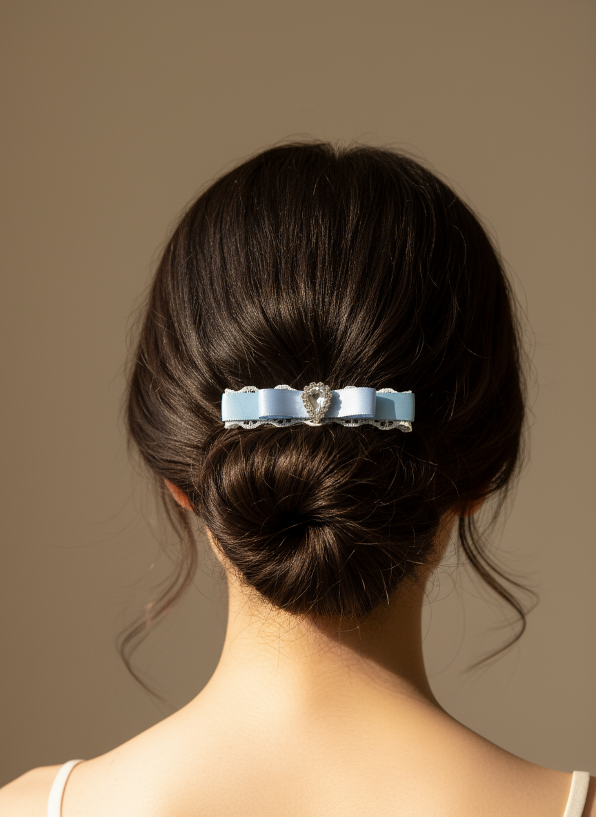 Lyra Tear Diamonds Flat Bow