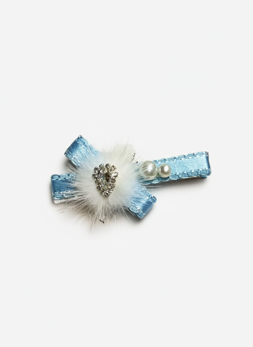 Snow Pom Pom Criss Cross Clip