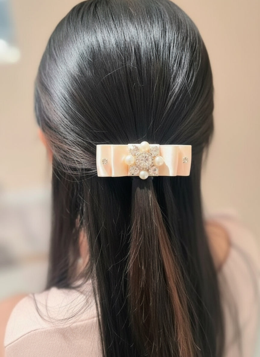 Nœud plat solaire orné de bijoux Penelope