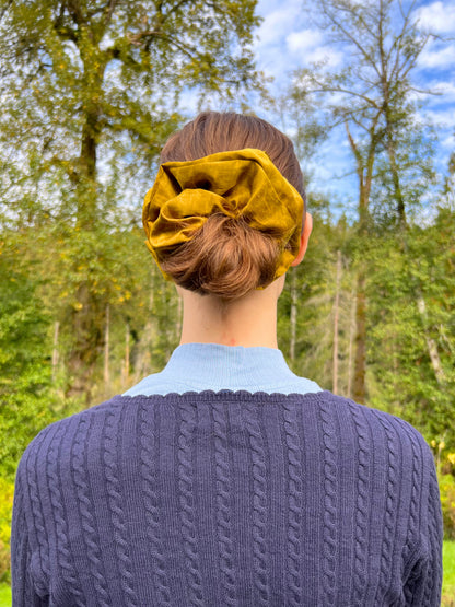 XL Golden Xiang Yun Sha Scrunchies