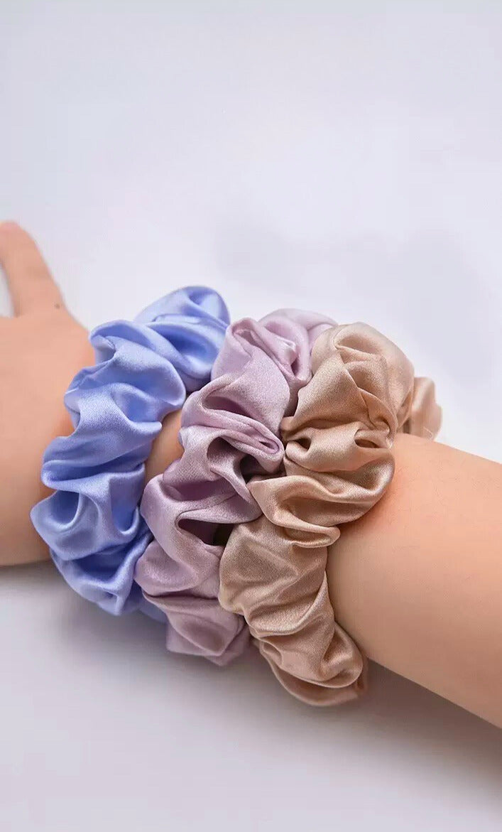 Small Dahlia Mulberry Silk Scrunchies