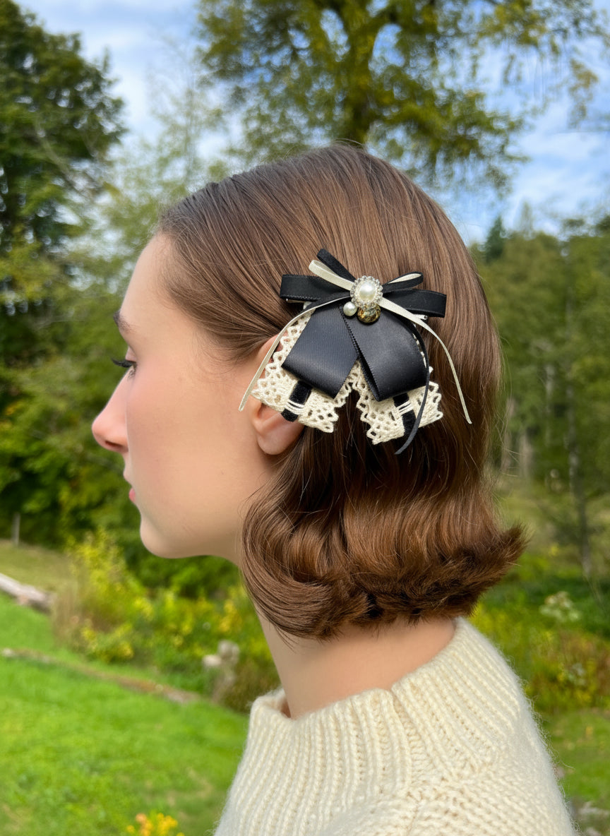 Nœud marin orné de bijoux Camillia