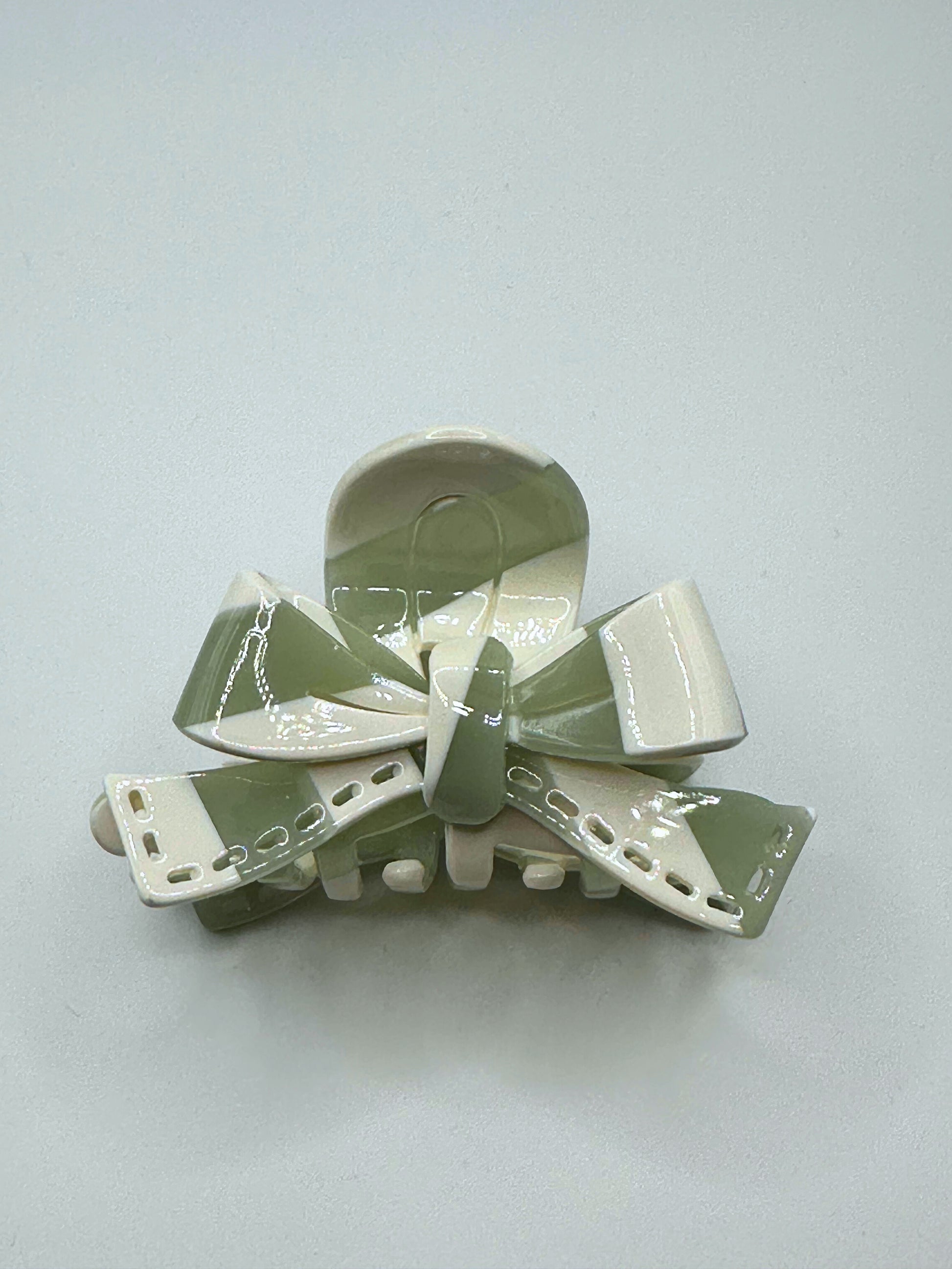 Small Hard Candy Butterfly Hair Claw
